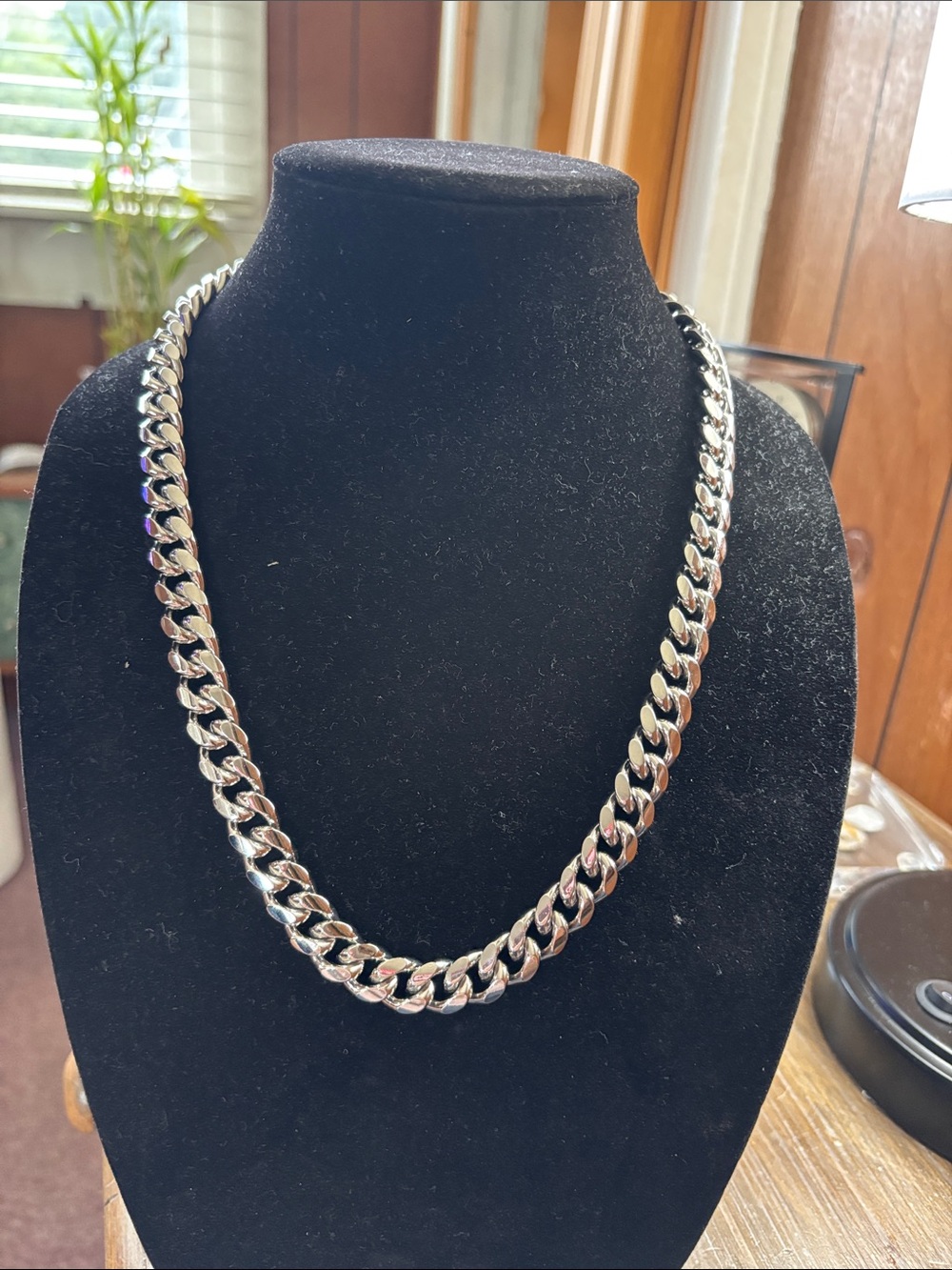 Men's Silver Cuban Link Chain Necklace - Classic Style